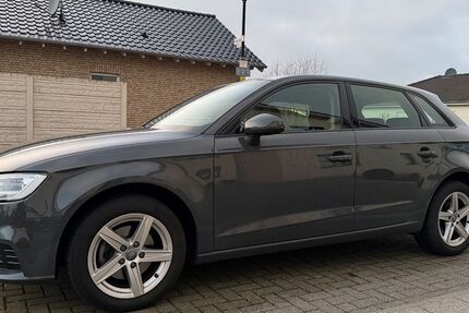 Audi A3 127.000 km 14.800 &euro; Wassenberg 41849