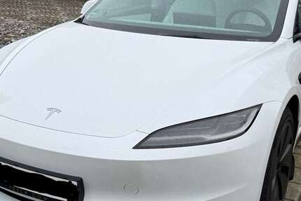 Tesla Model 3 33.450 km 41.000 &euro; Gelsenkirchen 45891