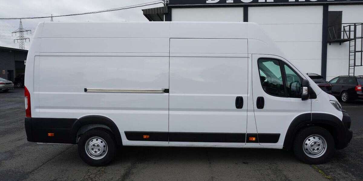 Opel Movano 57.400 km 19.450 &euro; Bebra 36179