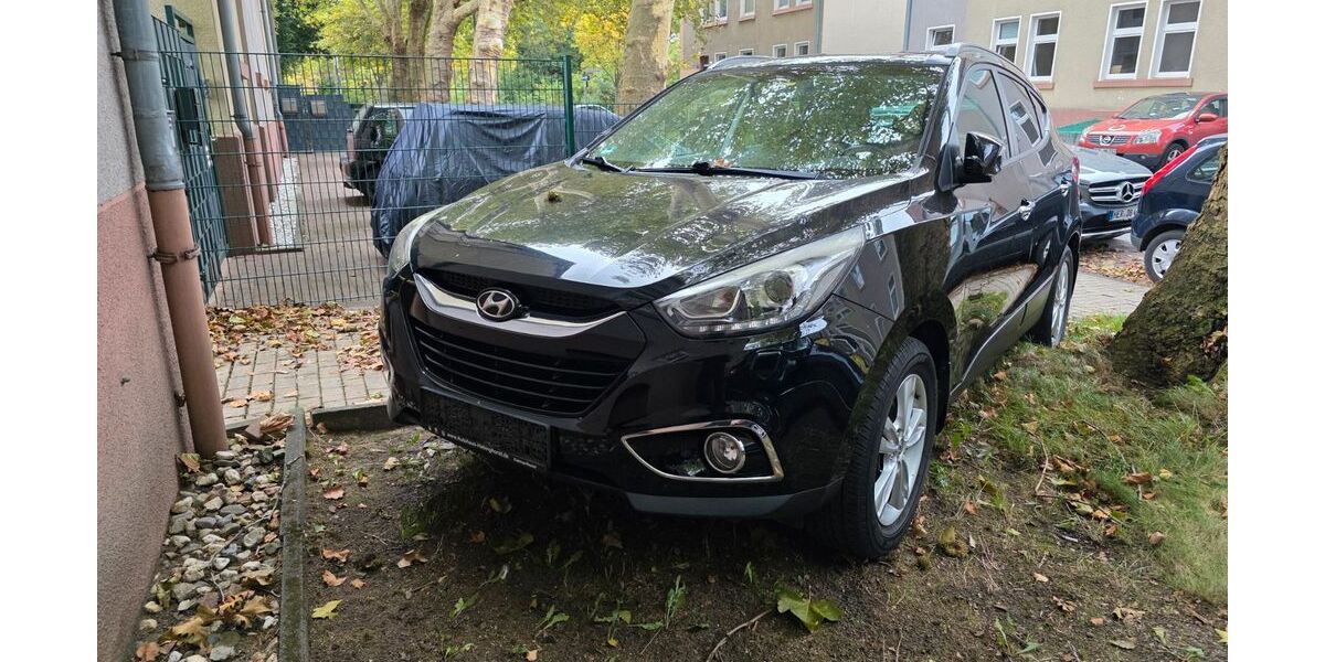 Hyundai ix35 98.470 km 9.500 &euro; Herne 44649