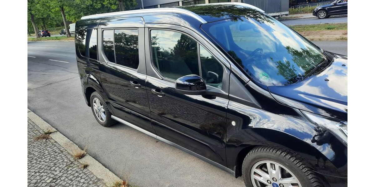 Ford Tourneo Connect 135.374 km 15.400 &euro; berlin 14050
