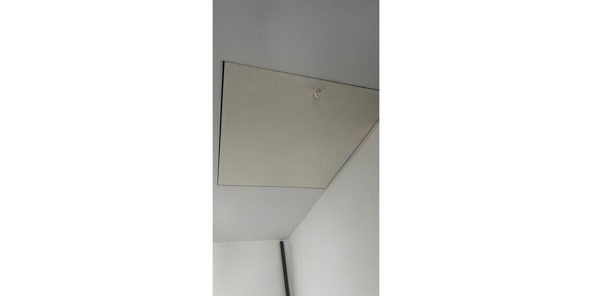 Dachgeschoßwohnung Bremen Burglesum - 2.5 Zimmer, 45 m&sup2;, 670&euro; | Angebot:26316224