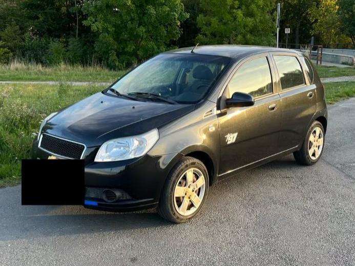 Chevrolet Aveo 106.000 km 2.200 € Berlin 10627