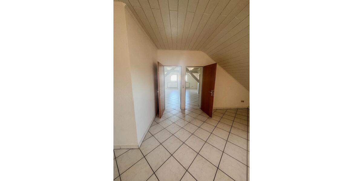 Dachgeschoßwohnung Wurmberg - 5 Zimmer, 128 m&sup2;, 299.000&euro; | Angebot:24652763