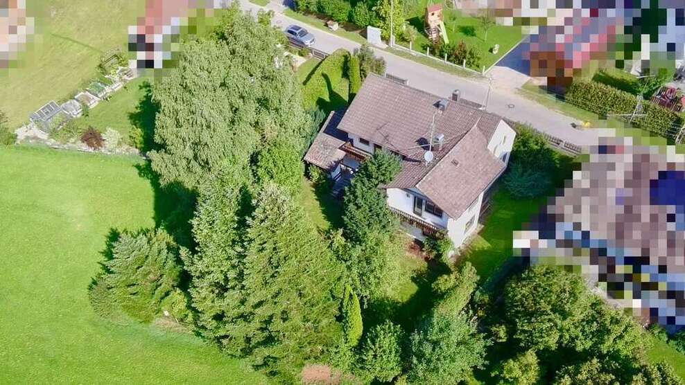 Haus zum Kaufen in Jengen 649.000 € 208 m²