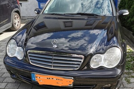 Mercedes-Benz C 180 177.700 km 2.500 € Kaufbeuren 87600