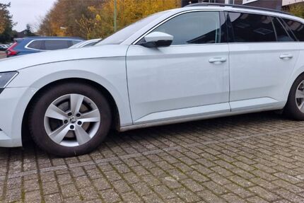 Skoda Superb 235.000 km 11.500 &euro; Essen 45277