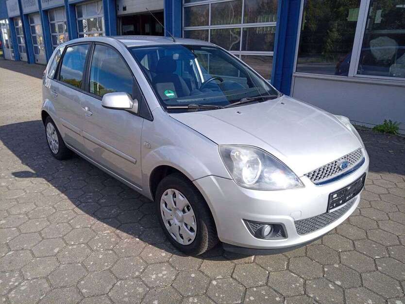 Ford Fiesta 131.000 km 2.895 € Schwerin 19061