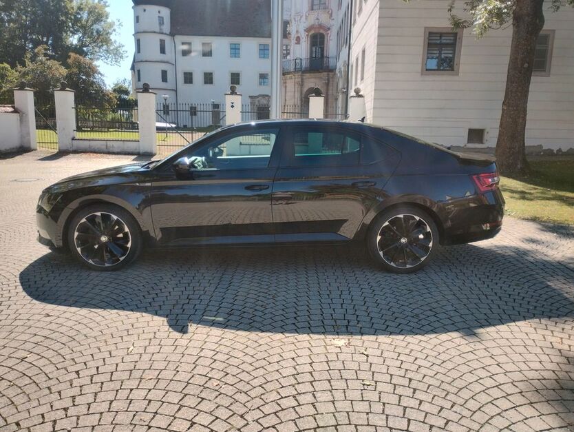 Skoda Superb 99.000 km 26.000 € Alteglofsheim 93087