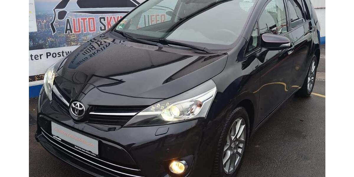 Toyota Verso 40.835 km 13.999 &euro; Warburg 34414