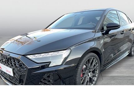 Audi RS3 4.444 km 69.880 &euro; Mönchengladbach 41066