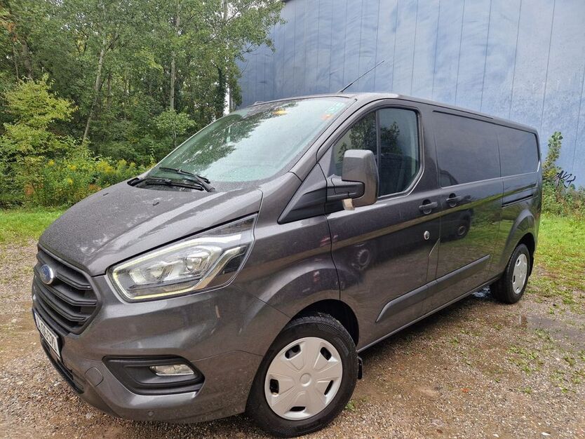 Ford Transit Custom 106.000 km 18.990 € Augsburg 86153