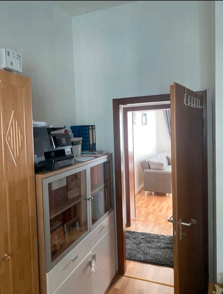 Charmante Altbauwohnung in guter Lage zimmer