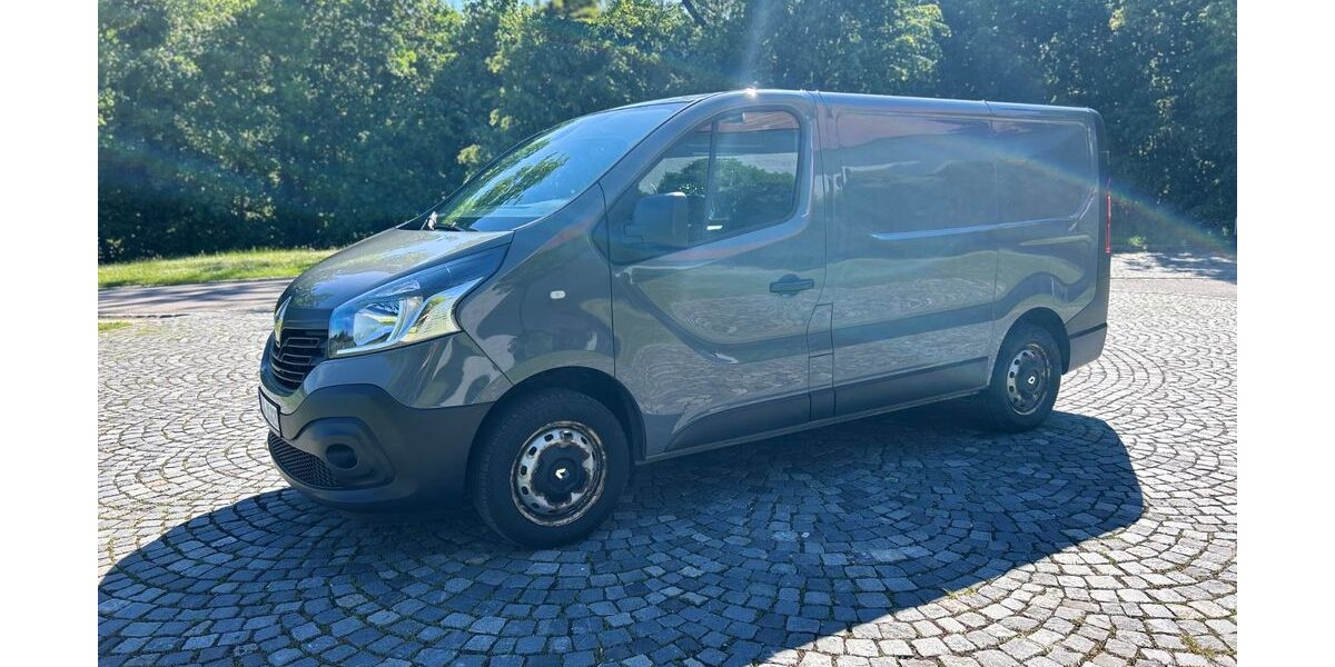 Renault Trafic 105.000 km 10.900 &euro; Augsburg 86156