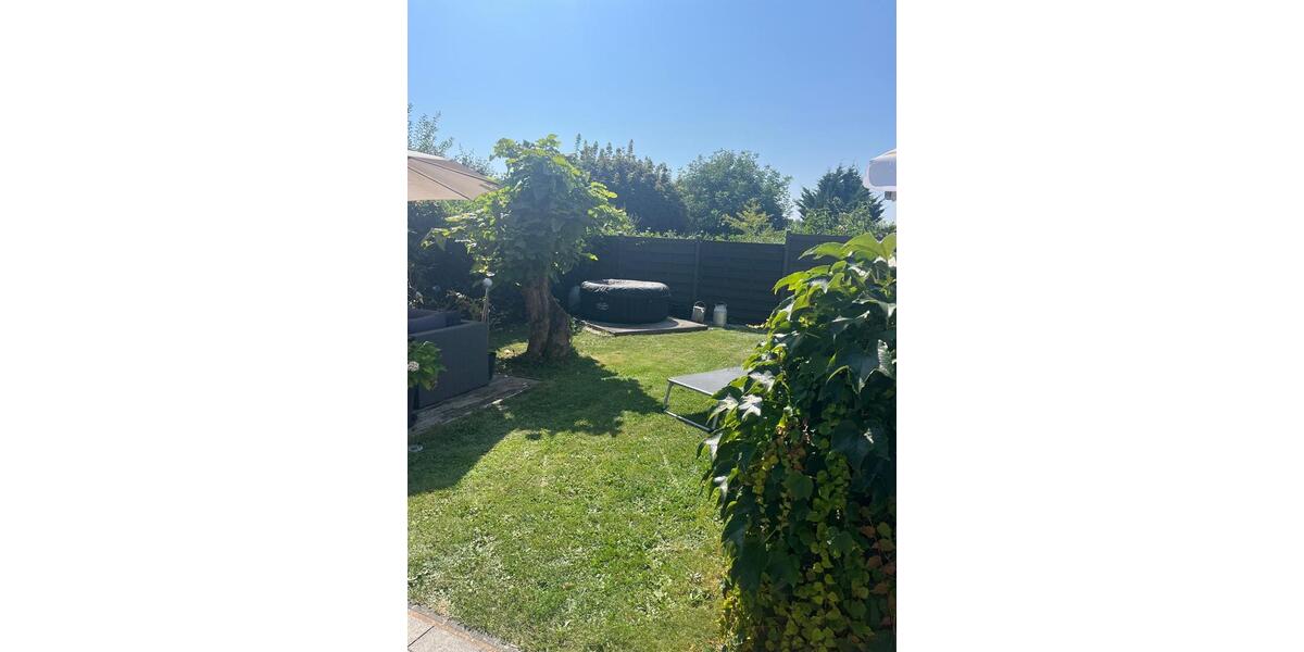 Villa Schwalbach - 8 Zimmer, 396 m&sup2;, 550.000&euro; | Angebot:27120414