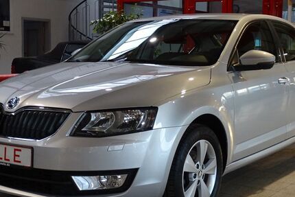 Skoda Octavia 77.000 km 14.490 &euro; Gera 07552
