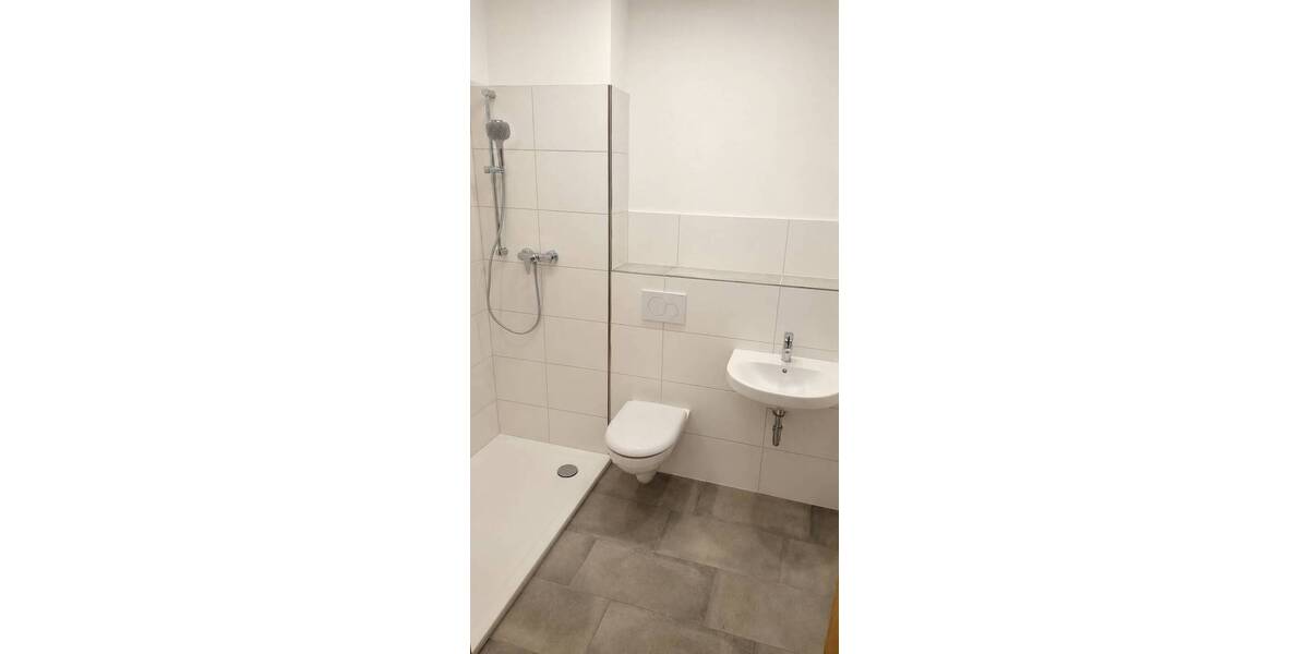 Mehrfamilienhaus, Wohnhaus Apolda - 3 Zimmer, 68 m&sup2;, 560&euro; | Angebot:26891391