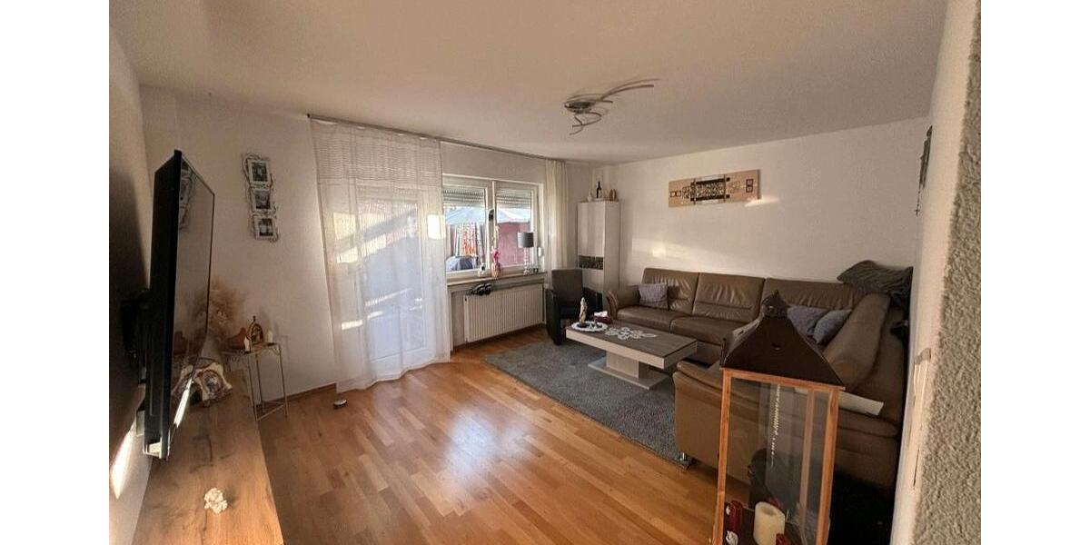 Reihenhaus Reutlingen Sondelfingen - 4 Zimmer, 98 m&sup2;, 370.000&euro; | Angebot:26681448