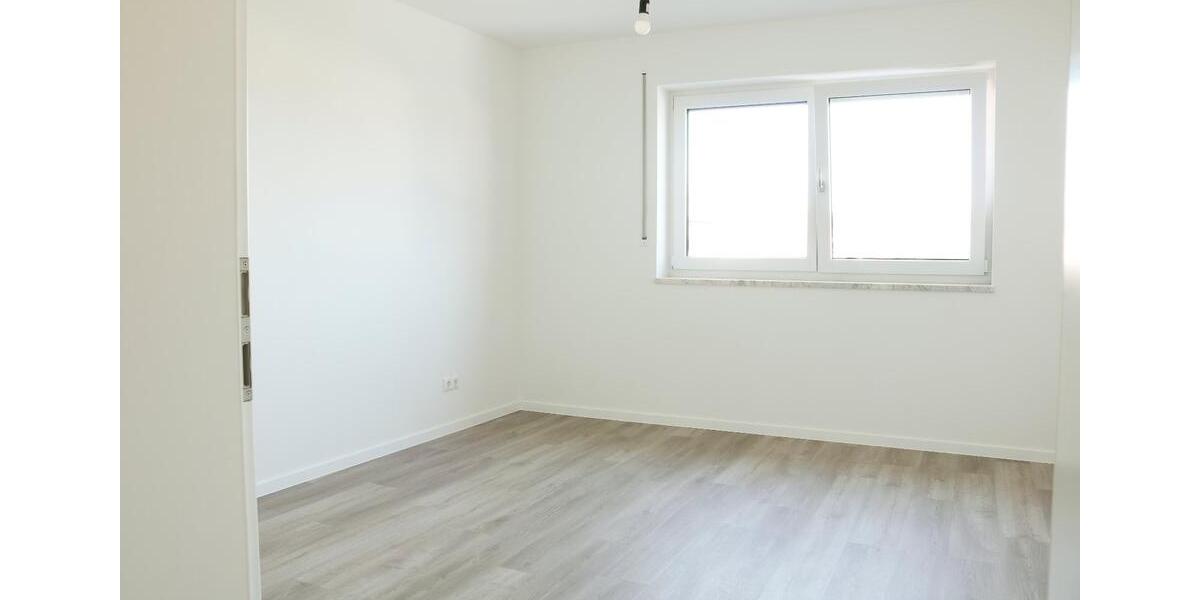 Etagenwohnung Maxhütte-Haidhof Haidhof - 4 Zimmer, 117 m&sup2;, 1.250&euro; | Angebot:24549843