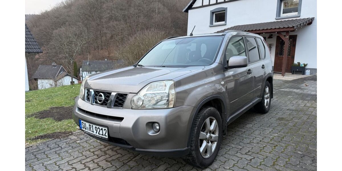 Nissan X-Trail 294.258 km 5.850 &euro; Windeck 51570