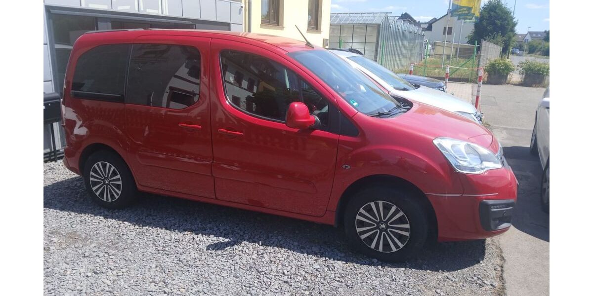 Peugeot Partner 165.000 km 5.700 &euro; Bonn 53121