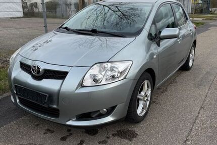 Toyota Auris 132.000 km 4.700 &euro; Neckarsulm 74172