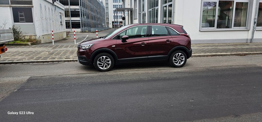 Opel Crossland (X) 30.500 km 13.400 &euro; Nürnberg 90429