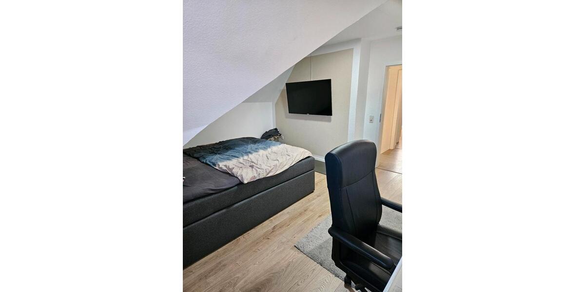 Dachgeschoßwohnung Lastrup - 3 Zimmer, 75 m&sup2;, 500&euro; | Angebot:25948824