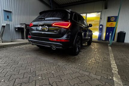 Audi Q5 186.000 km 13.999 &euro; Südbrookmerland 26624