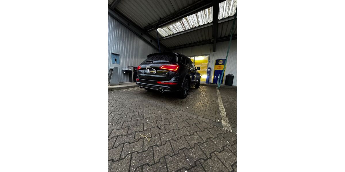 Audi Q5 186.000 km 13.999 &euro; Südbrookmerland 26624