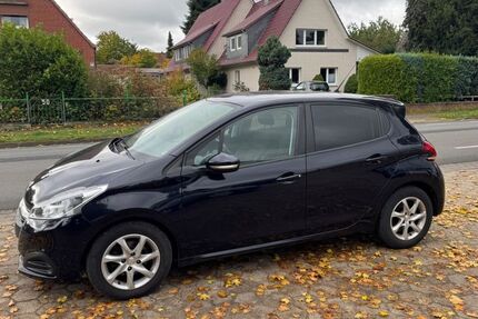 Peugeot 208 168.000 km 4.990 € Stelle 21435