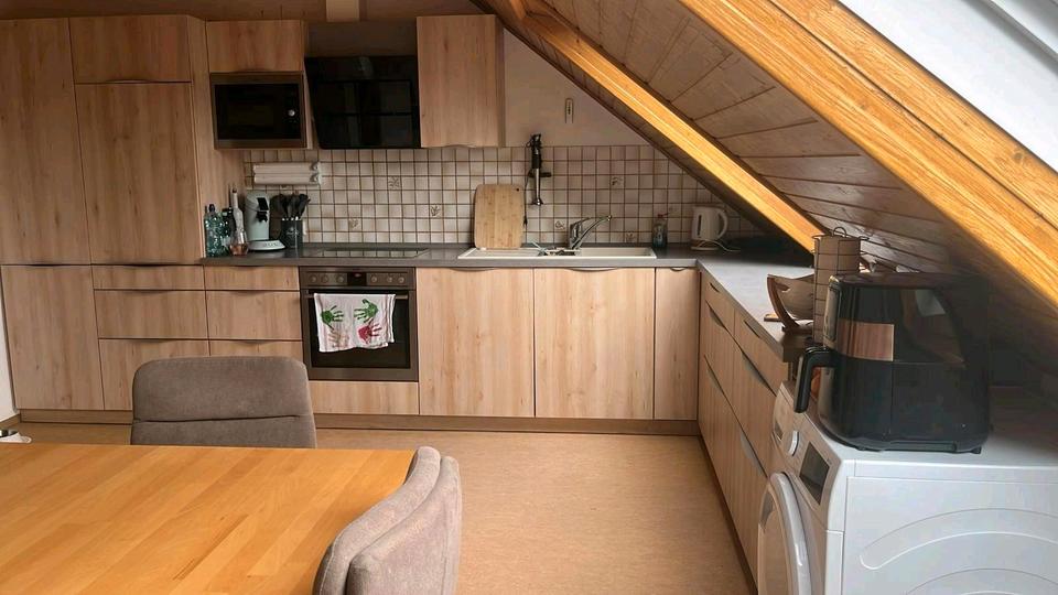 Dachgeschoßwohnung Aichstetten - 4 Zimmer, 84 m&sup2;, 1.150&euro; | Angebot:26664922