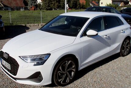 Audi A3 12.900 km 32.900 &euro; Vohburg 85088