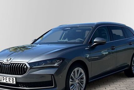 Skoda Superb 2.500 km 49.870 € Leipzig 04328