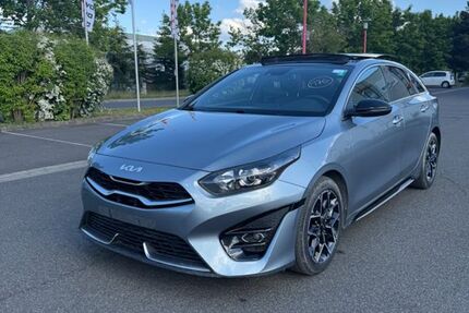 Kia pro ceed / ProCeed 133.000 km 14.990 &euro; Mittenwalde 15749