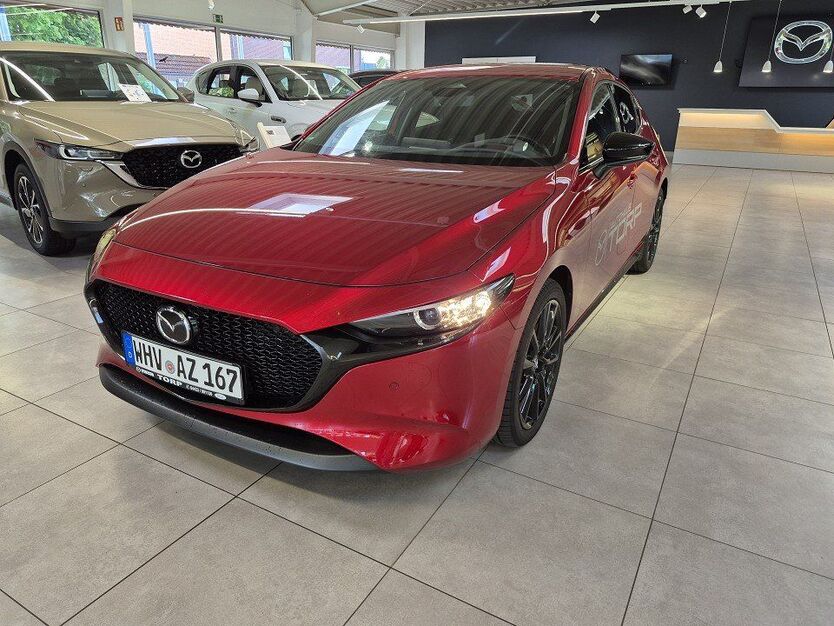 Mazda 3 13.368 km 25.990 € Wilhelmshaven 26388