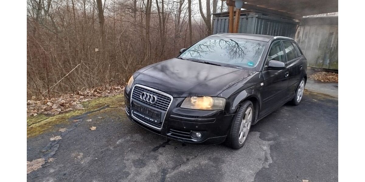 Audi A3 301.000 km 2.999 &euro; Neuffen 72639