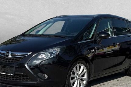Opel Zafira 89.800 km 14.560 € Regensburg 93059