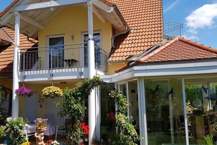 Hochwertige Doppelhaushälfte in bester Lage von Bad Krozingen 6 zimmer