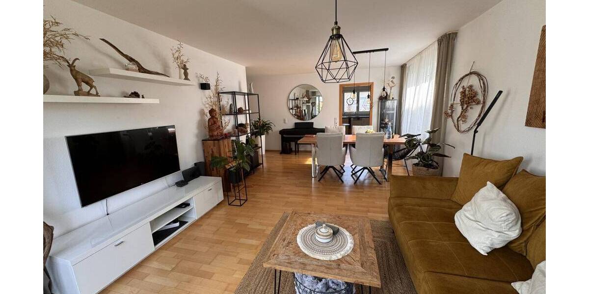Etagenwohnung Weilheim an der Teck Weilheim - 3 Zimmer, 89 m&sup2;, 980&euro; | Angebot:26438397
