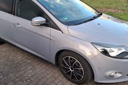 Ford Focus 233.000 km 3.800 &euro; Illingen-Welschbach 66557