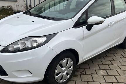 Ford Fiesta 153.000 km 4.390 € ERTINGEN 88521