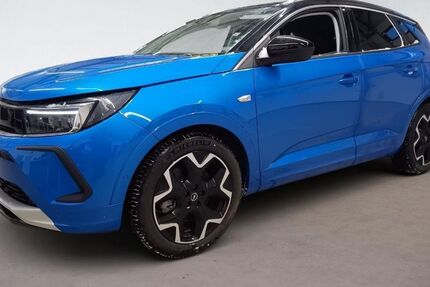 Opel Grandland (X) 3.316 km 27.985 &euro; Marktredwitz 95615