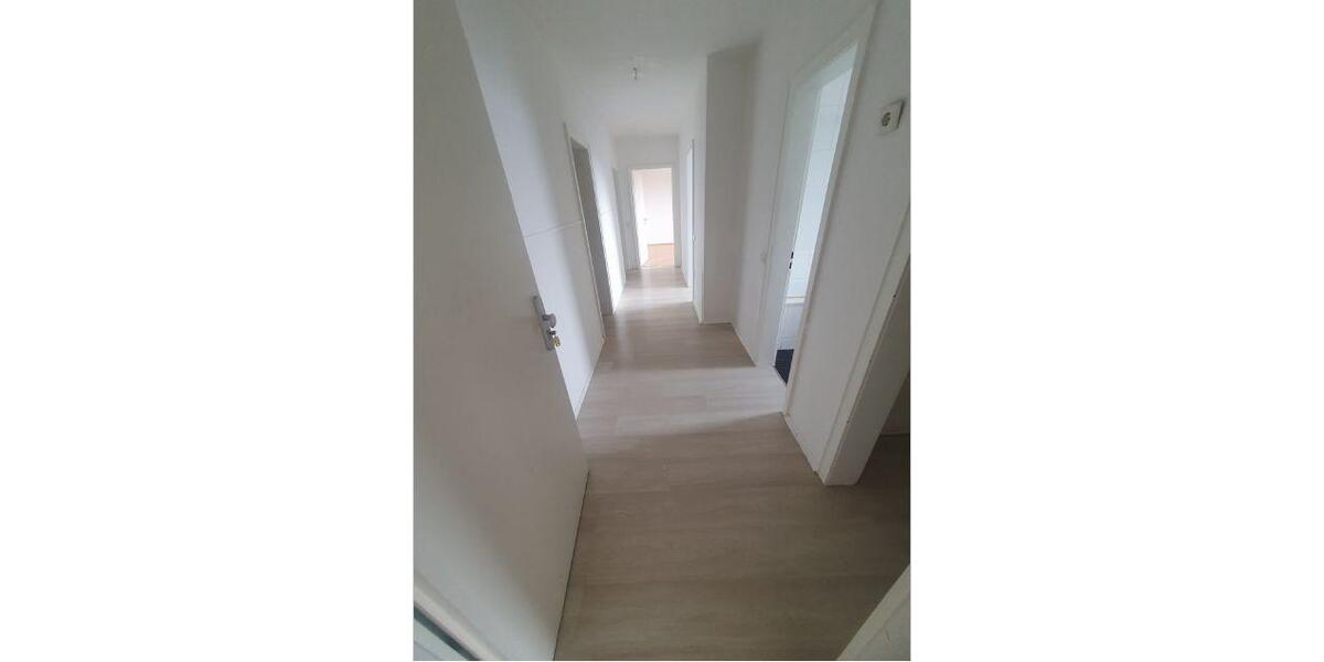 Etagenwohnung Remscheid Lüttringhausen - 4 Zimmer, 84 m&sup2;, 584&euro; | Angebot:23619680