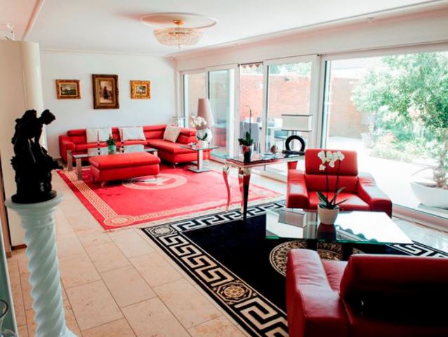 Exklusive Traumvilla: Stilvoller Komfort und modernes Design in Dreieich-Götzenhain vereint! 9 zimmer