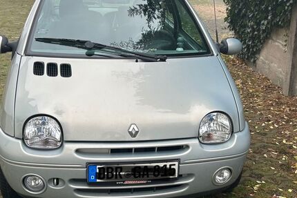 Renault Twingo 115.400 km 1.500 &euro; Kühlungsborn 18225