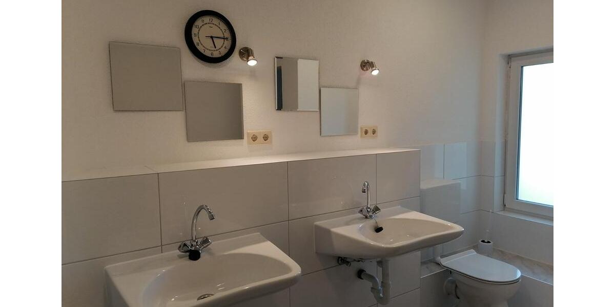 Einfamilienhaus Lauchhammer - 11 Zimmer, 280 m&sup2;, 310.000&euro; | Angebot:26868316