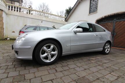 Mercedes C 200
