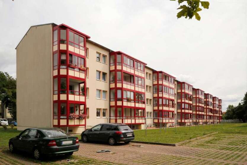 Wohnung zum Mieten in Braunsbedra 331,50 € 51 m²