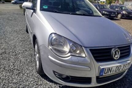 VW Polo 58.000 km 5.990 &euro; Dortmund 44309
